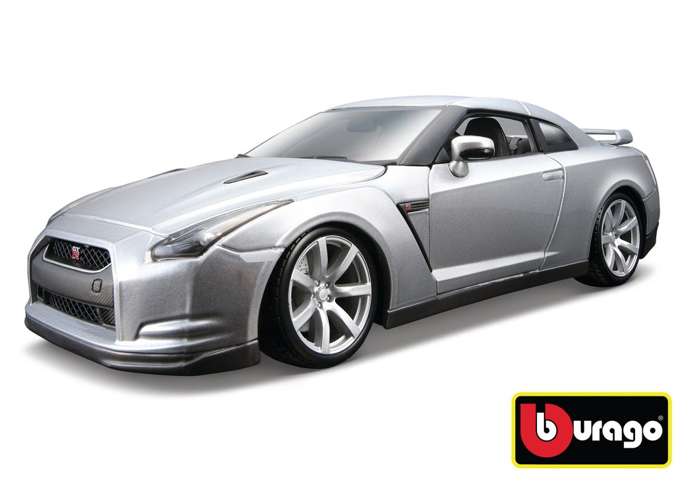 Bburago 1:18 2009 Nissan GT-R Metallic stříbrná 18-12079